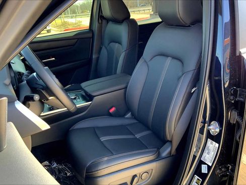 Used 2025 MAZDA CX-90 3.3 Turbo w/ Select Package image 9