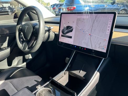 Used 2021 Tesla Model Y Performance AWD/4WD image 40