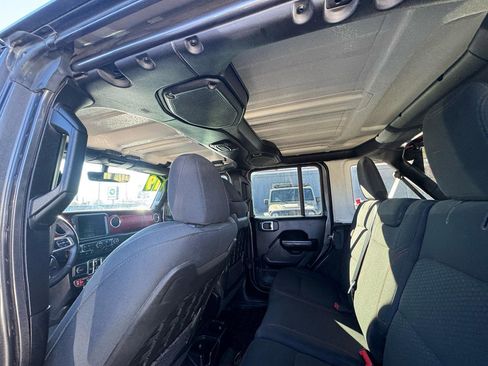 Used 2019 Jeep Wrangler Unlimited Rubicon image 26