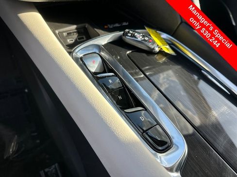 Used 2022 Buick Enclave Essence w/ Experience Buick Package image 22