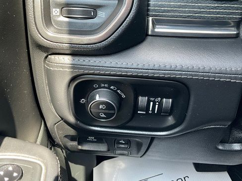 Used 2020 RAM 1500 Limited w/ Advanced Safety Group AWD/4WD image 17