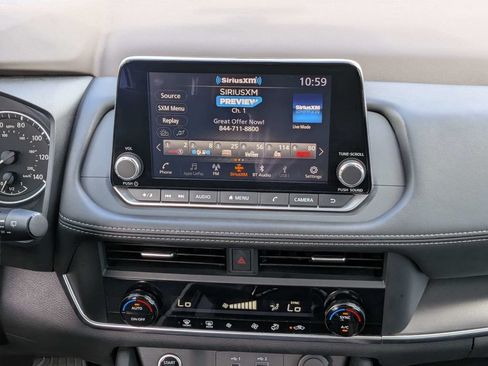 Used 2023 Nissan Rogue SV FWD image 20