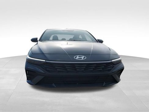 New 2026 Hyundai Elantra Sport FWD image 5