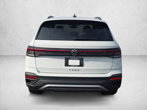 Used 2026 Volkswagen Taos S FWD image 4