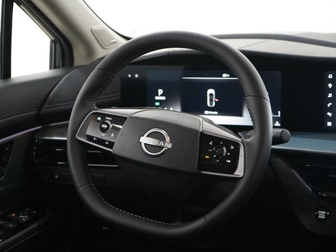 Used 2025 Nissan Murano SL AWD/4WD image 15