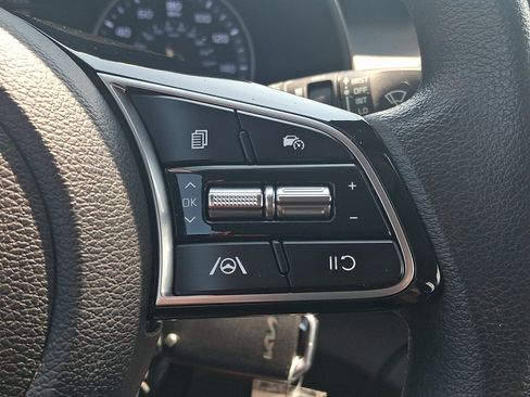 Used 2023 Kia Forte LXS w/ LXS Technology Package FWD image 21
