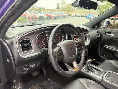 Used 2019 Dodge Charger SXT w/ Plus Group AWD/4WD image 11