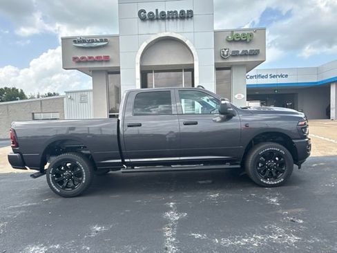 New 2026 RAM 2500 Tradesman AWD/4WD image 3