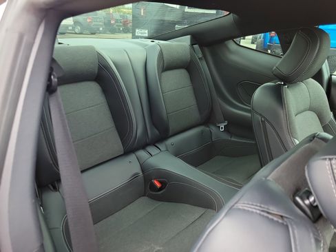 Used 2024 Ford Mustang Coupe RWD image 25