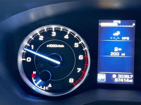 Used 2019 Subaru Ascent Limited image 15