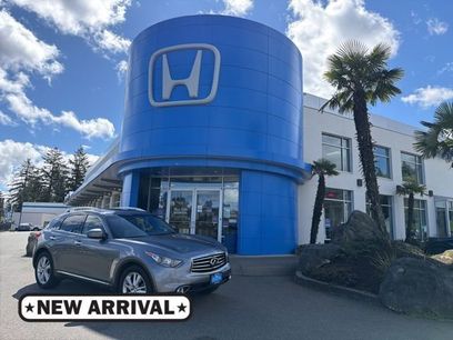 Used 2015 INFINITI QX70 2WD w/ Premium Package