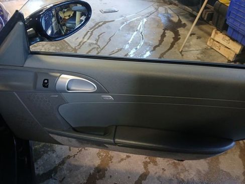 Used 2006 Porsche Cayman S image 42