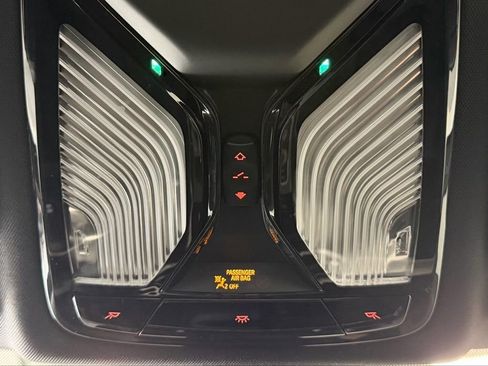 Used 2020 BMW 330i xDrive Sedan w/ M Sport Package image 26