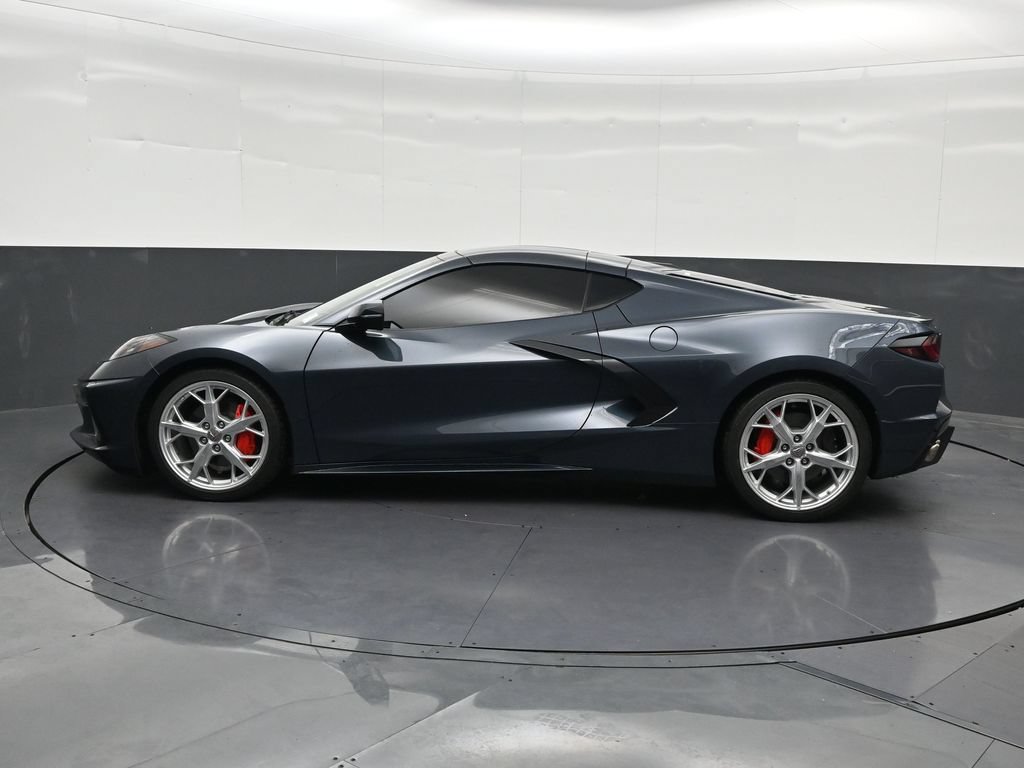 Used 2021 Chevrolet Corvette Stingray Preferred Cpe w/ 2LT RWD image 2
