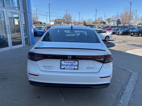 Used 2023 Honda Accord Sport image 5