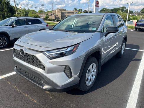 Certified 2024 Toyota RAV4 LE AWD/4WD image 2