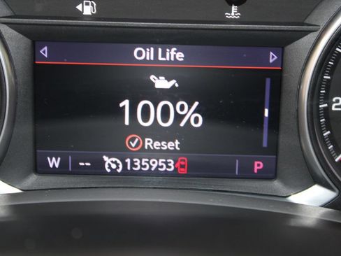 Used 2019 GMC Terrain SLT w/ Preferred Package FWD image 33