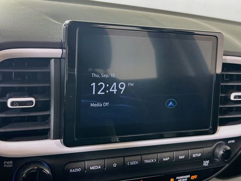 Used 2023 Hyundai Venue Limited w/ Cargo Package FWD image 15