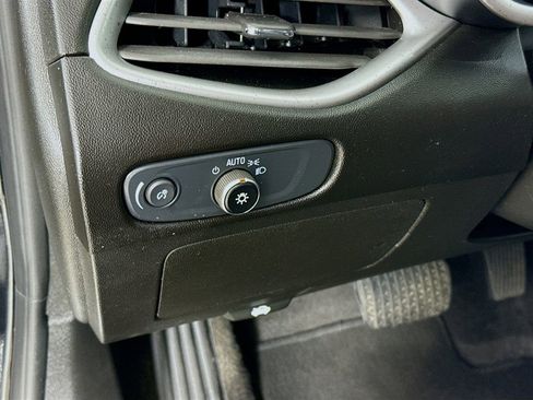 Used 2024 Chevrolet Malibu LT w/ Midnight Edition image 12