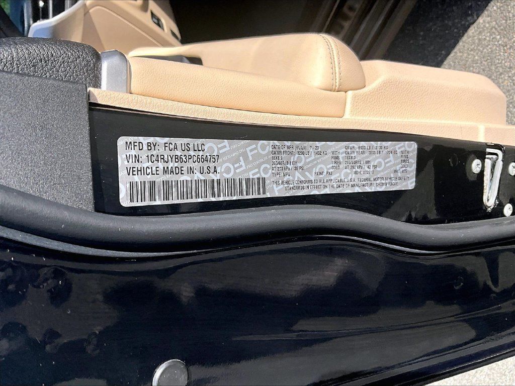 Used 2023 Jeep Grand Cherokee 4WD 4xe image 35
