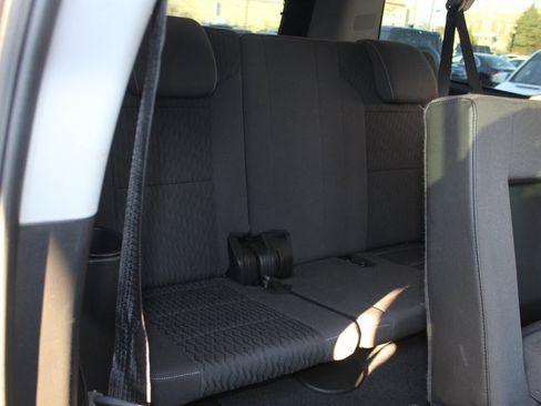 Used 2020 Chevrolet Suburban LS image 15