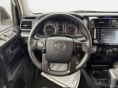 Used 2024 Toyota 4Runner TRD Off-Road Premium image 12