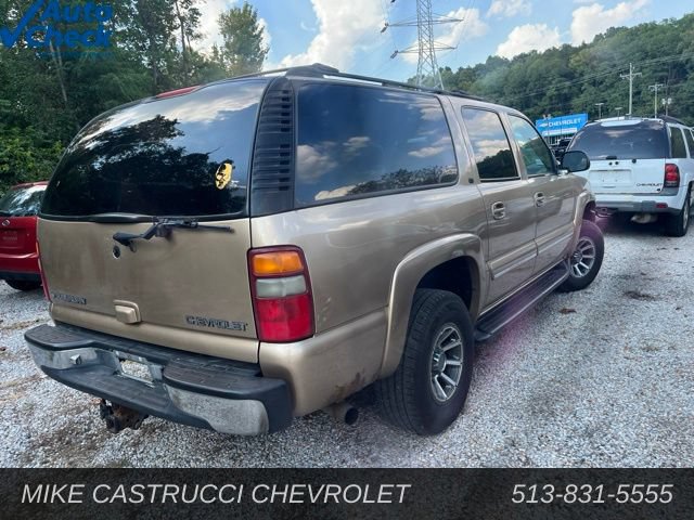 Used 2001 Chevrolet Suburban LT w/ LT Preferred Equipment Group AWD/4WD image 4