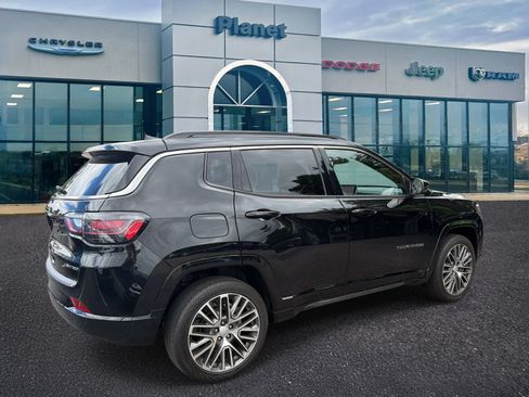 Used 2023 Jeep Compass Limited w/ Elite Group AWD/4WD image 2
