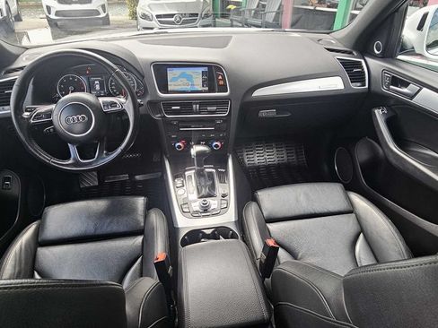 Used 2017 Audi Q5 2.0T Premium Plus w/ Technology Package AWD/4WD image 19