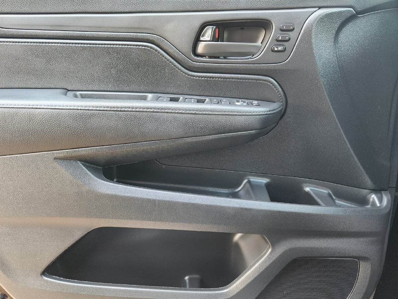 Used 2024 Honda Odyssey Sport image 22