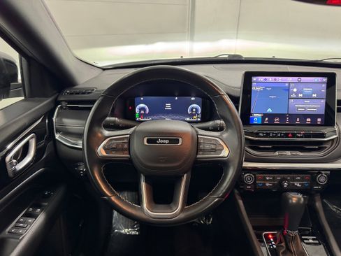 Used 2022 Jeep Compass High Altitude image 9