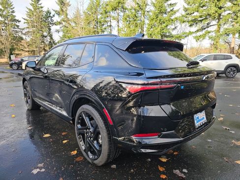 New 2026 Chevrolet Equinox EV RS image 7