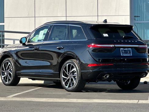 New 2025 Lincoln Corsair Grand Touring w/ Equipment Group 301A image 5