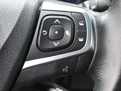 Used 2016 Toyota Camry XLE image 18