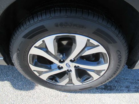 Used 2020 Subaru Outback Limited image 12