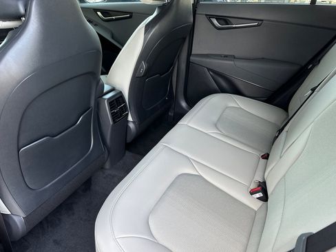 New 2026 Kia Niro EX image 12