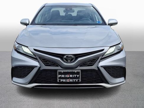 Used 2024 Toyota Camry XSE FWD image 2