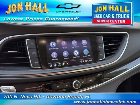 Used 2024 Buick Enclave Essence w/ Technology Package image 27