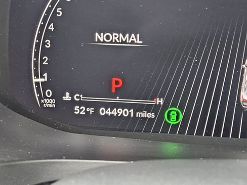 Used 2024 Acura MDX SH-AWD w/ Advance Package image 29