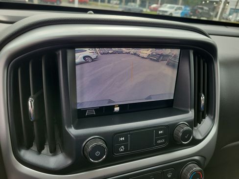 Used 2019 Chevrolet Colorado LT w/ LT Convenience Package RWD image 10