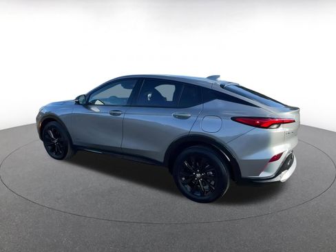 Used 2025 Buick Envista Sport Touring image 10