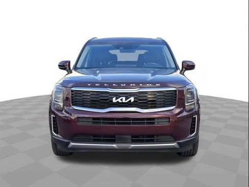 Used 2022 Kia Telluride S FWD image 2