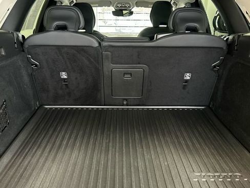 Certified 2023 Volvo XC60 B5 Ultimate image 27