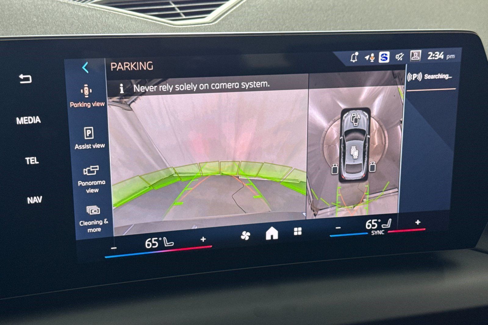 New 2026 BMW 228i w/ Technology Package FWD image 19