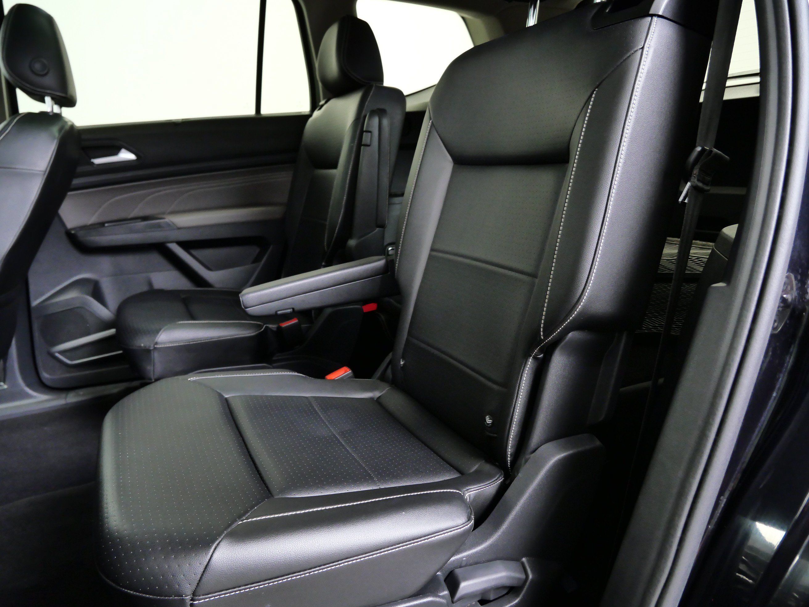 Used 2021 Volkswagen Atlas SE AWD/4WD image 17