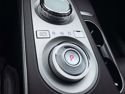 Certified 2023 Genesis GV70 2.5T Advanced w/ Advanced Package image 27