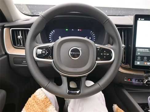 New 2026 Volvo XC60 B5 Plus w/ Protection Package Premier image 24