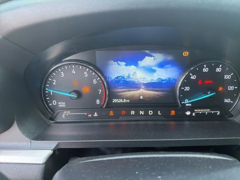 Used 2023 Ford Explorer XLT w/ Equipment Group 202A image 14