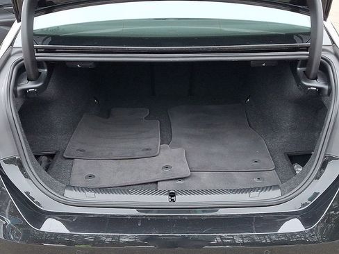 Used 2025 BMW i5 eDrive40i image 33