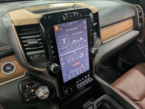 Used 2019 RAM 1500 Limited image 11